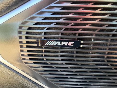 Used 2024 Jeep Wagoneer Series II AWD/4WD image 35