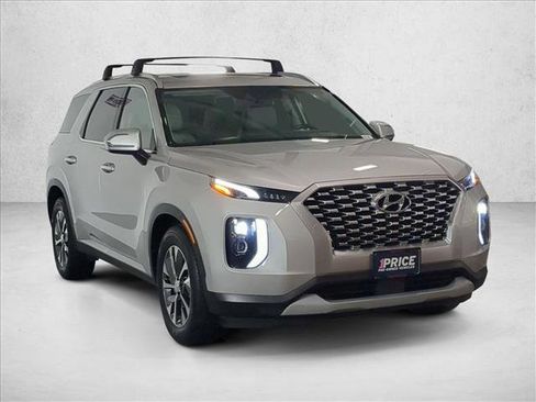Used 2022 Hyundai Palisade SEL image 3