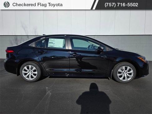 New 2026 Toyota Corolla LE image 2