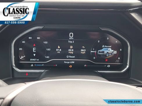 Used 2025 GMC Sierra 1500 AT4 w/ AT4 Premium Package AWD/4WD image 17