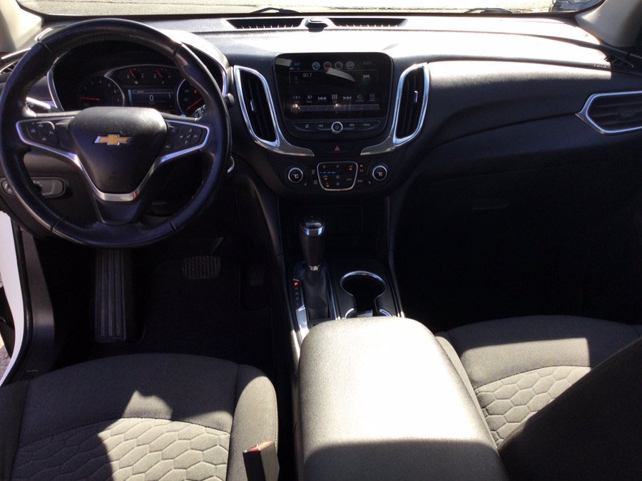 Used 2018 Chevrolet Equinox LT w/ Sun & Infotainment Package AWD/4WD image 19