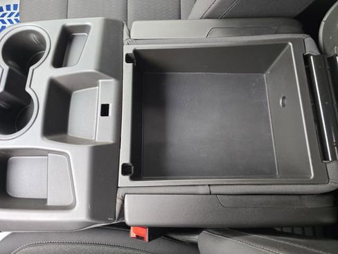 Used 2024 GMC Sierra 1500 SLE w/ Preferred Package image 25