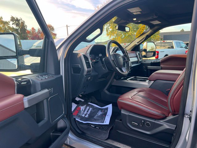 Used 2022 Ford F350 Platinum w/ FX4 Off-Road Package AWD/4WD image 11