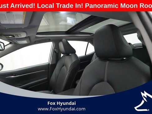 Used 2022 Toyota Camry XLE w/ Navigation Package image 33