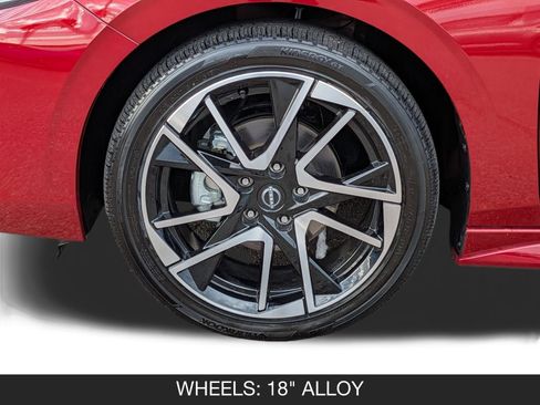 Used 2025 Nissan Sentra SR image 12