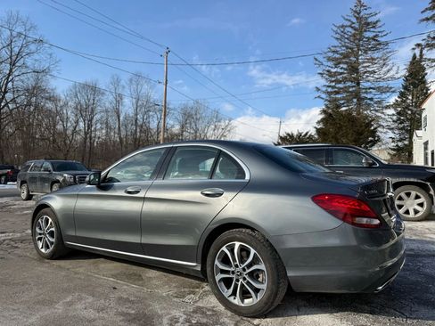 Used 2018 Mercedes-Benz C 300 4MATIC Sedan image 4