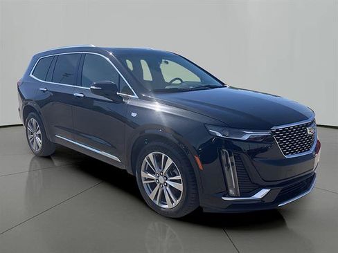Certified 2024 Cadillac XT6 Premium Luxury w/ Technology Package AWD/4WD image 7