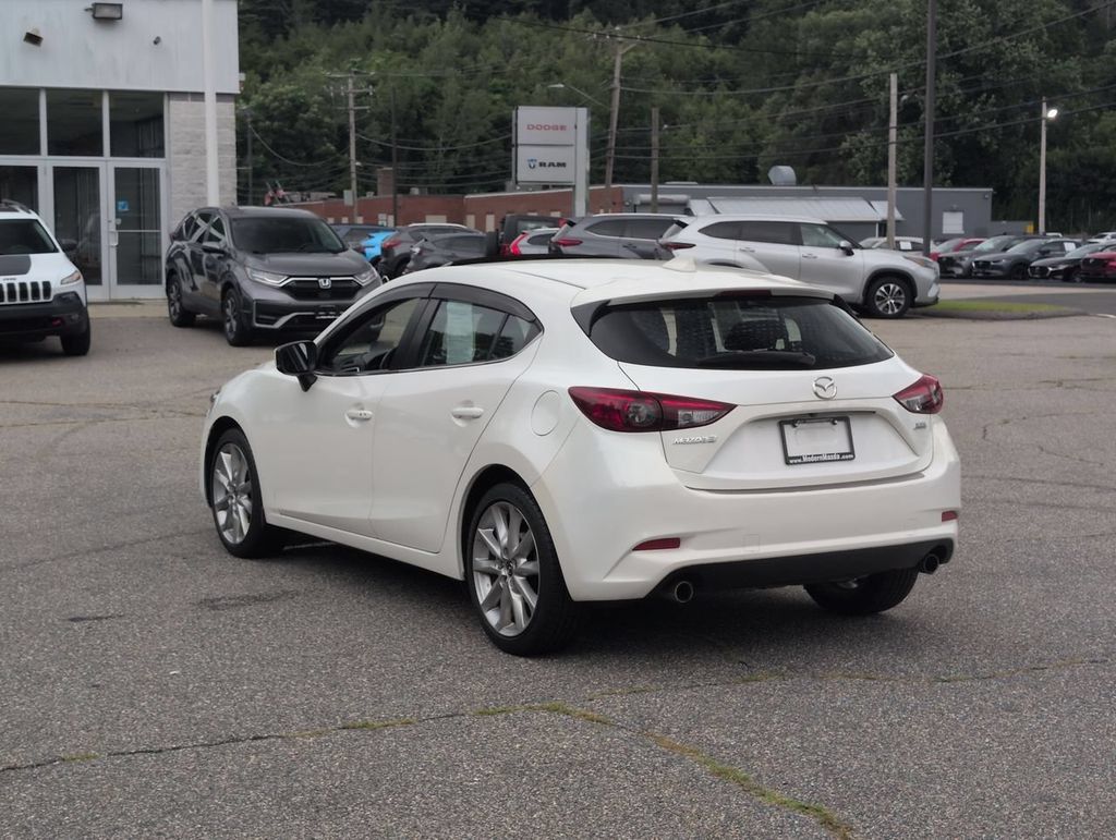 Used 2017 MAZDA MAZDA3 Grand Touring FWD image 6