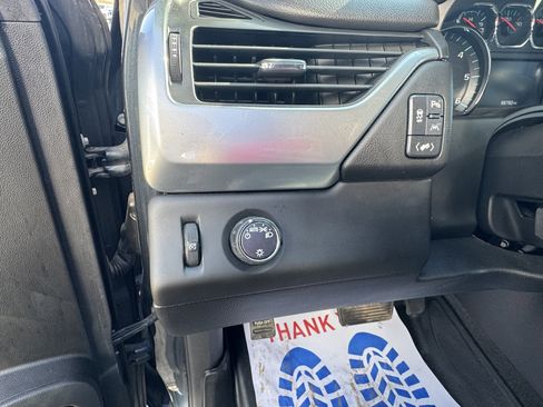 Used 2019 Chevrolet Tahoe LS w/ Enhanced Driver Alert Package image 14