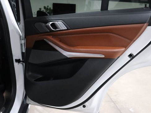 Used 2019 BMW X5 xDrive50i image 18