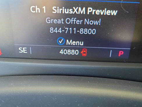 Used 2022 Cadillac XT4 Premium Luxury w/ Enhanced Visibility Package image 27