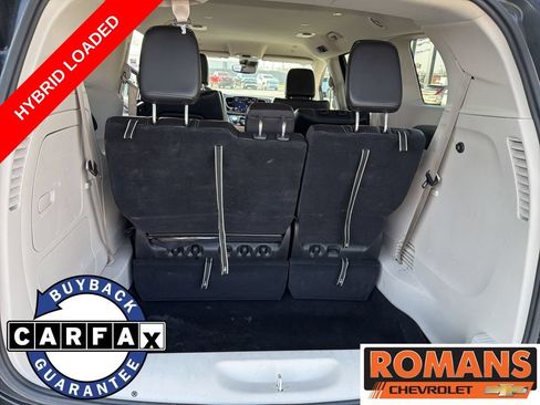 Used 2024 Chrysler Pacifica Limited FWD image 22