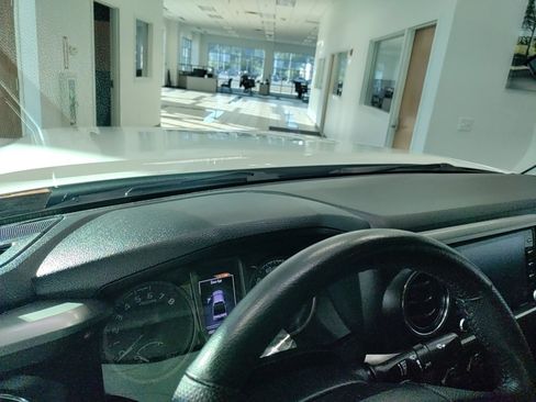 Used 2021 Toyota Tacoma SR5 image 2