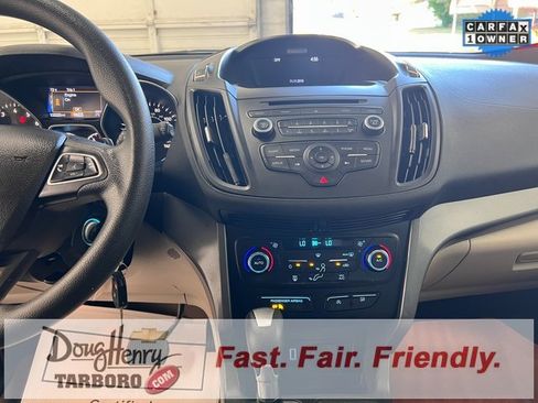 Used 2017 Ford Escape SE image 44