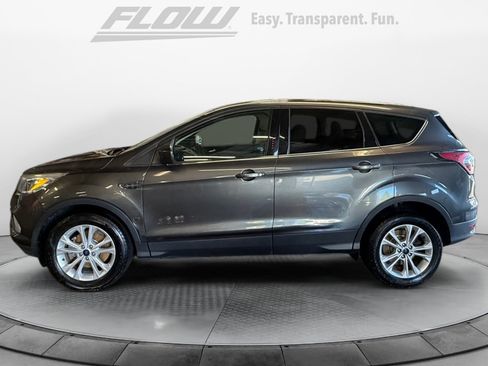 Used 2017 Ford Escape SE AWD/4WD image 5