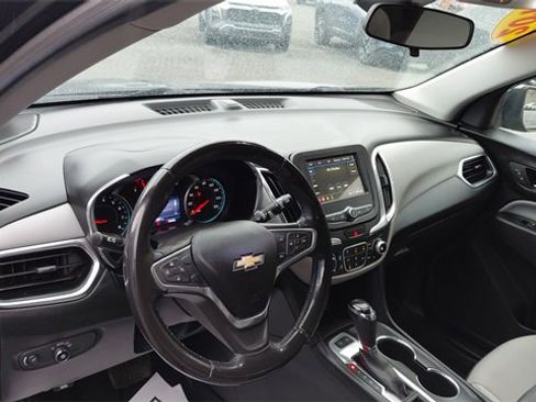 Used 2019 Chevrolet Equinox LT image 14