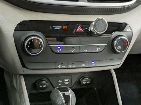Used 2019 Hyundai Tucson SE image 20