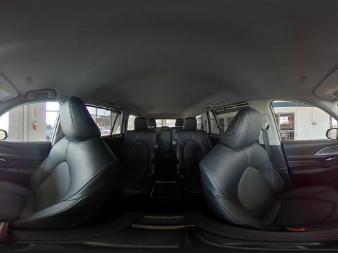 Used 2025 Toyota Grand Highlander FWD image 42