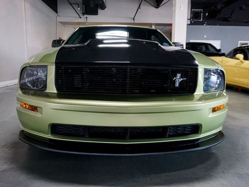 Used 2005 Ford Mustang GT RWD image 13
