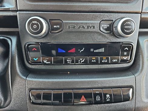 Used 2023 RAM ProMaster 2500 FWD image 20