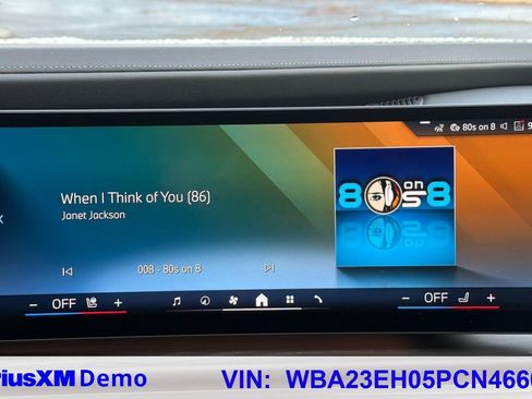 Used 2023 BMW 740i image 40