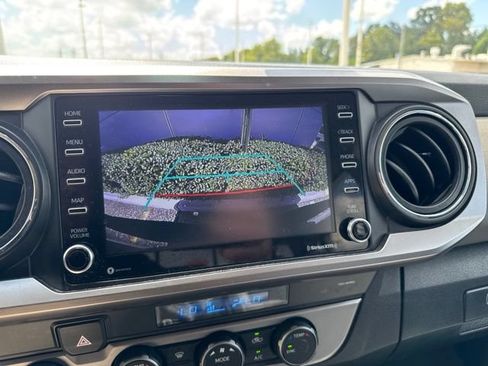 Used 2023 Toyota Tacoma SR5 w/ Technology Package AWD/4WD image 32