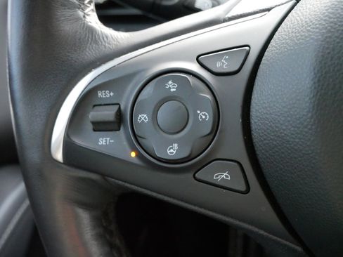 Used 2021 Buick Enclave Premium w/ Surround and Sites Package image 26