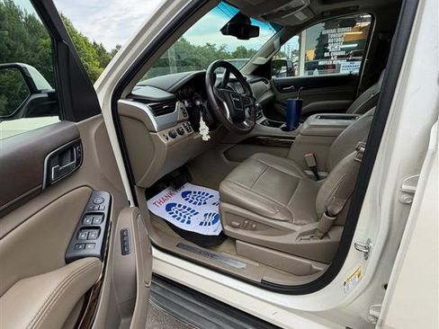 Used 2015 GMC Yukon XL SLT w/ Open Road Package AWD/4WD image 23