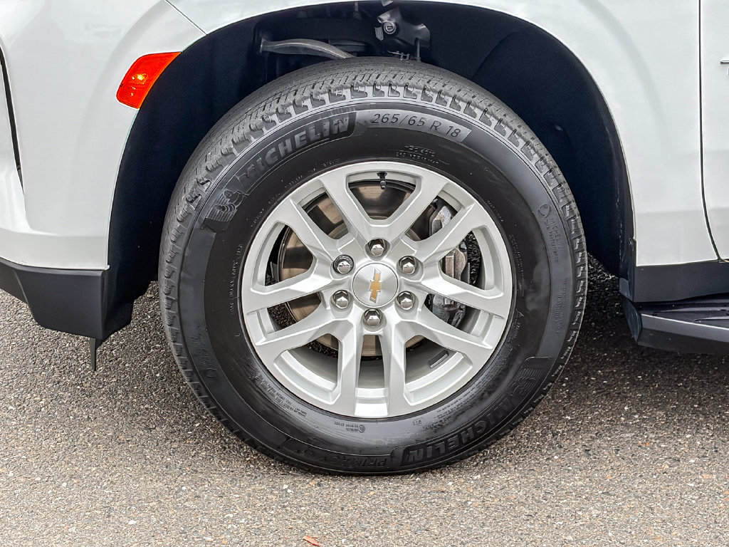 Used 2023 Chevrolet Tahoe LS AWD/4WD image 12