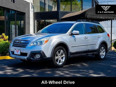Used 2014 Subaru Outback 2.5i Limited AWD/4WD image 2
