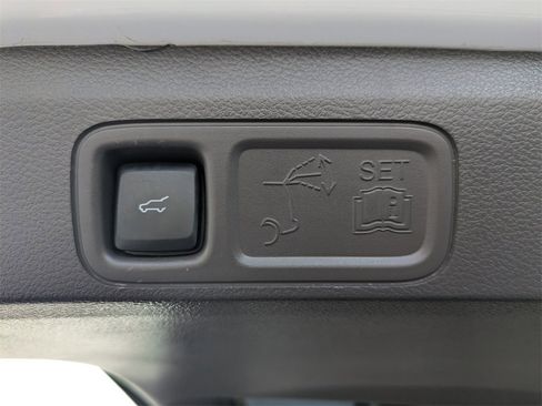 Certified 2024 Lincoln Navigator L Reserve image 14