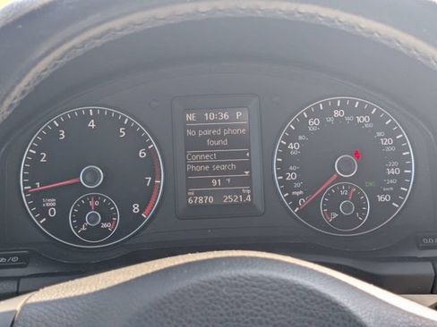 Used 2014 Volkswagen Eos Komfort FWD image 28