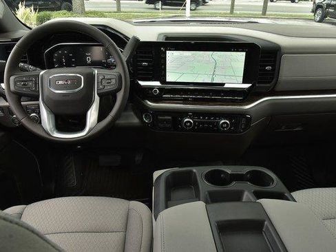 New 2025 GMC Sierra 1500 SLE w/ Preferred Package image 22