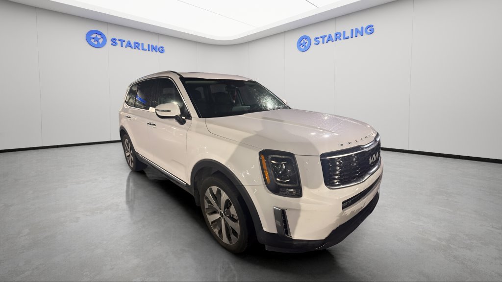 Used 2022 Kia Telluride S FWD image 3