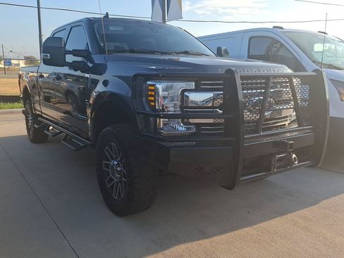 Used 2019 Ford F250 Lariat w/ Lariat Ultimate Package AWD/4WD image 27