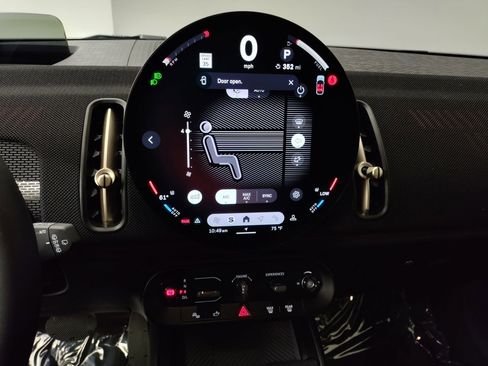 Used 2025 MINI Cooper Countryman S w/ Comfort Package Max image 17