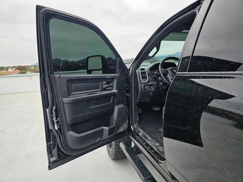Used 2025 RAM 2500 Tradesman AWD/4WD image 17