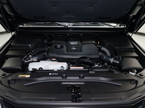 Used 2025 Lexus GX 550 Luxury+ w/ Accessory Package (2T) image 36