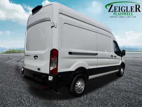Used 2025 Ford Transit 250 148 High Roof AWD image 6