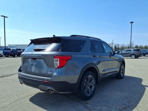 Certified 2023 Ford Explorer XLT w/ Equipment Group 202A image 6
