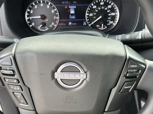 Certified 2023 Nissan Frontier SV w/ Tow Package image 10