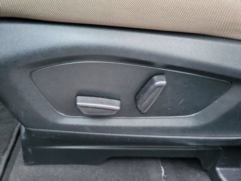 Used 2023 Ford Explorer 2WD image 10