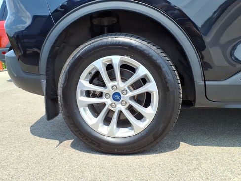 Certified 2022 Ford Escape SE AWD/4WD image 4