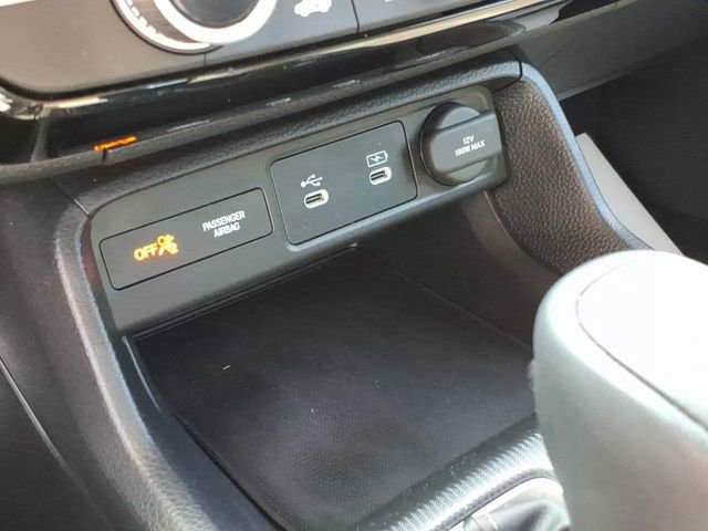 Used 2025 Honda Civic Sport image 27