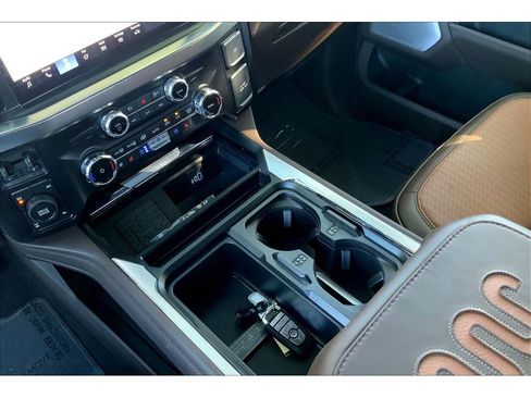 New 2025 Ford F250 King Ranch w/ Chrome Package image 22