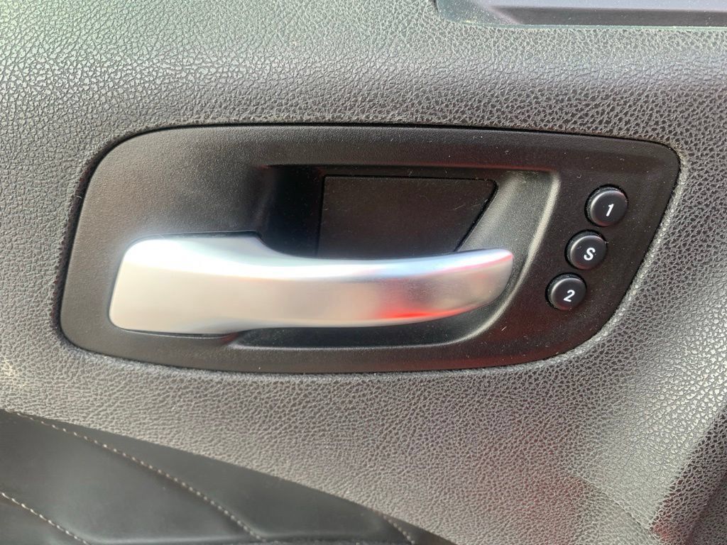 Used 2016 Dodge Charger R/T Scat Pack w/ Technology Group RWD image 35