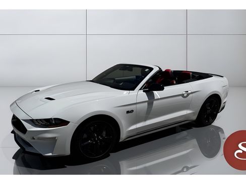 Used 2021 Ford Mustang GT Premium w/ Equipment Group 401A RWD image 1
