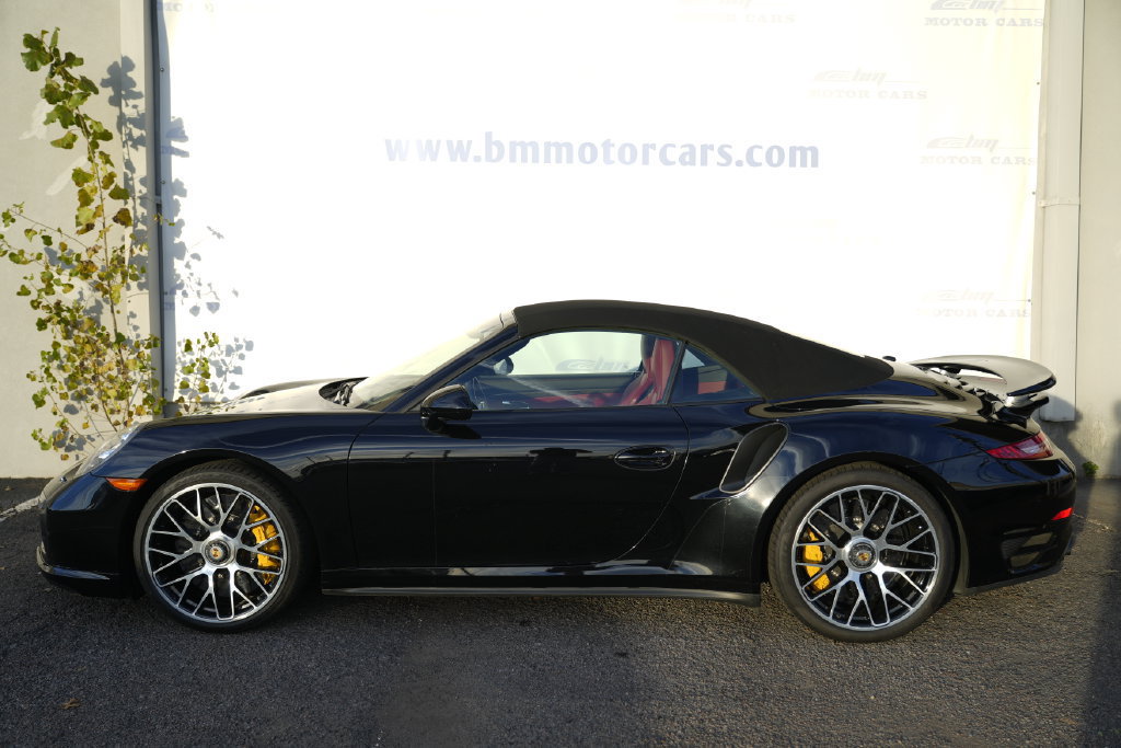 Used 2014 Porsche 911 Turbo S AWD/4WD image 9