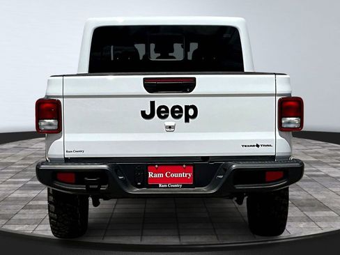 New 2025 Jeep Gladiator Sport AWD/4WD image 5