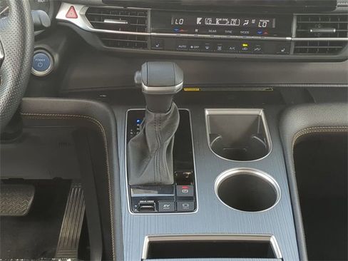 Certified 2023 Toyota Sienna XLE Woodland Edition image 19